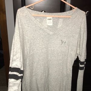 Long sleeve gray PINK shirt 💓